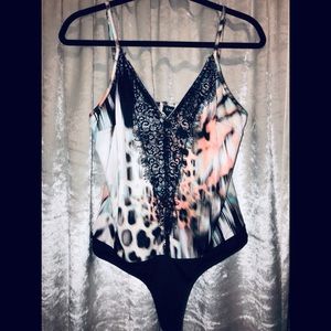 NWOT Bebe lace accent body suit